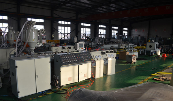 塑料新風(fēng)管設(shè)備